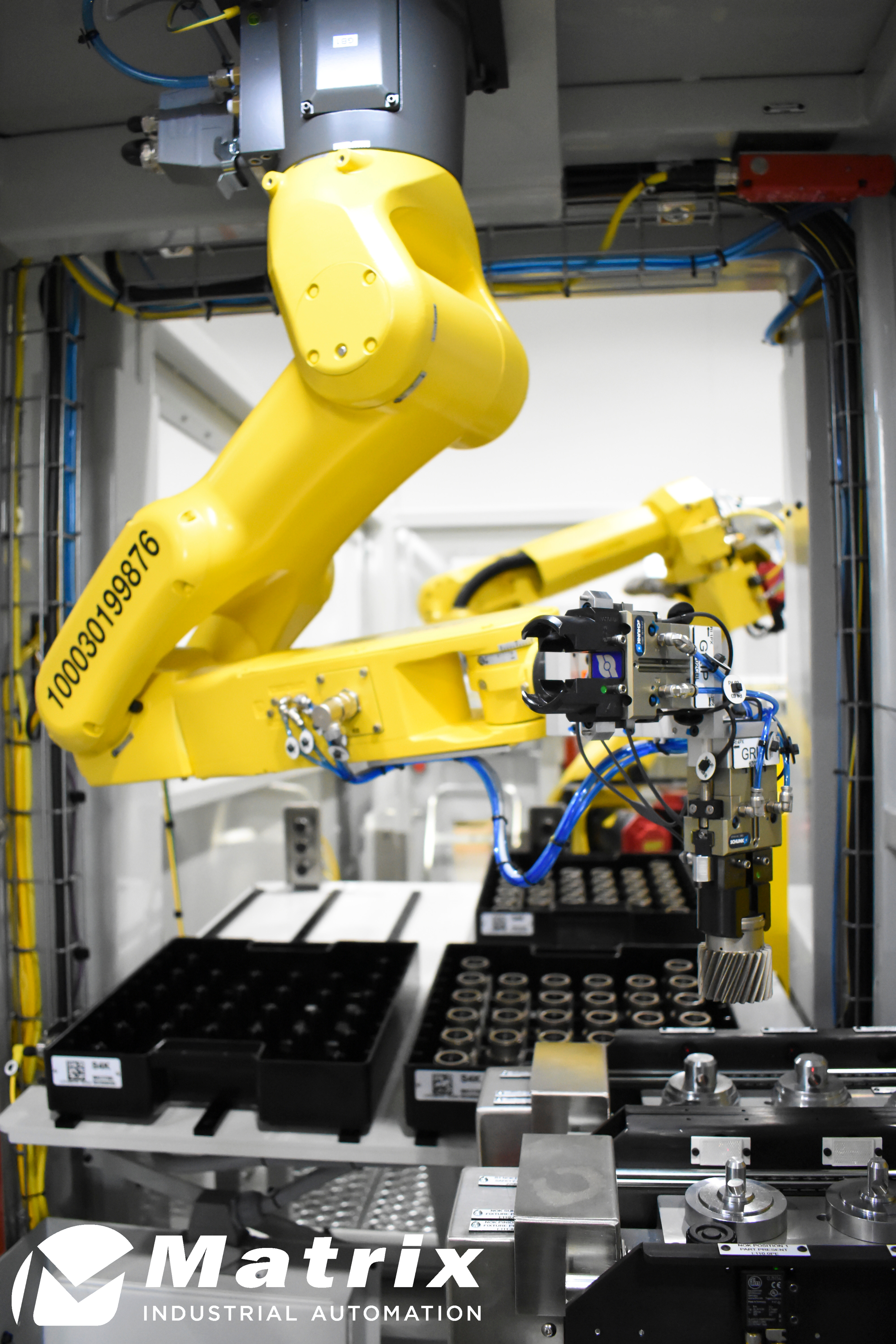 Matrix Gear Handling Robot