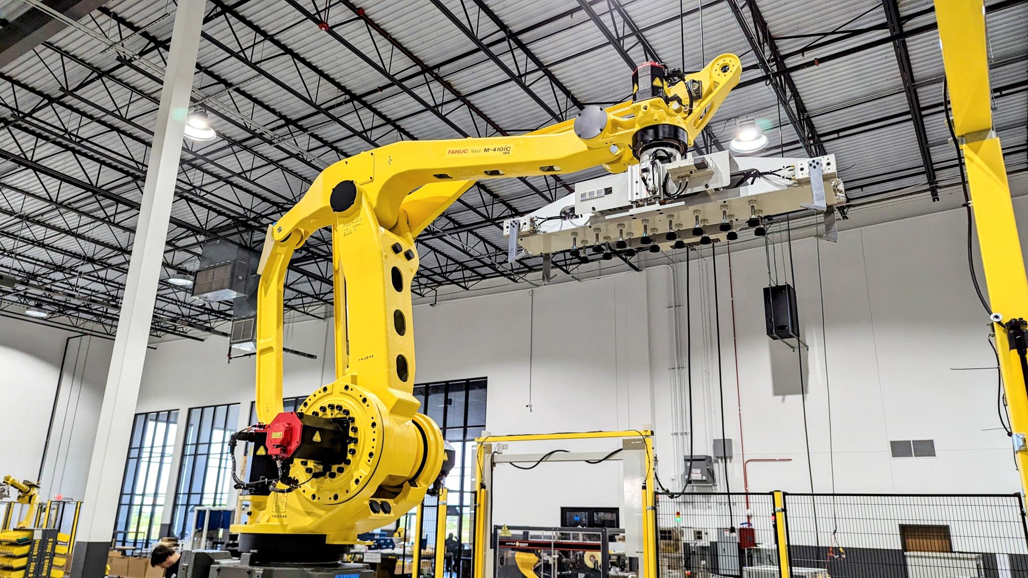 Matrix Robotics palletizing robot