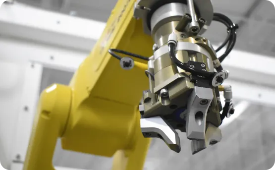FANUC robot arm gripping tool